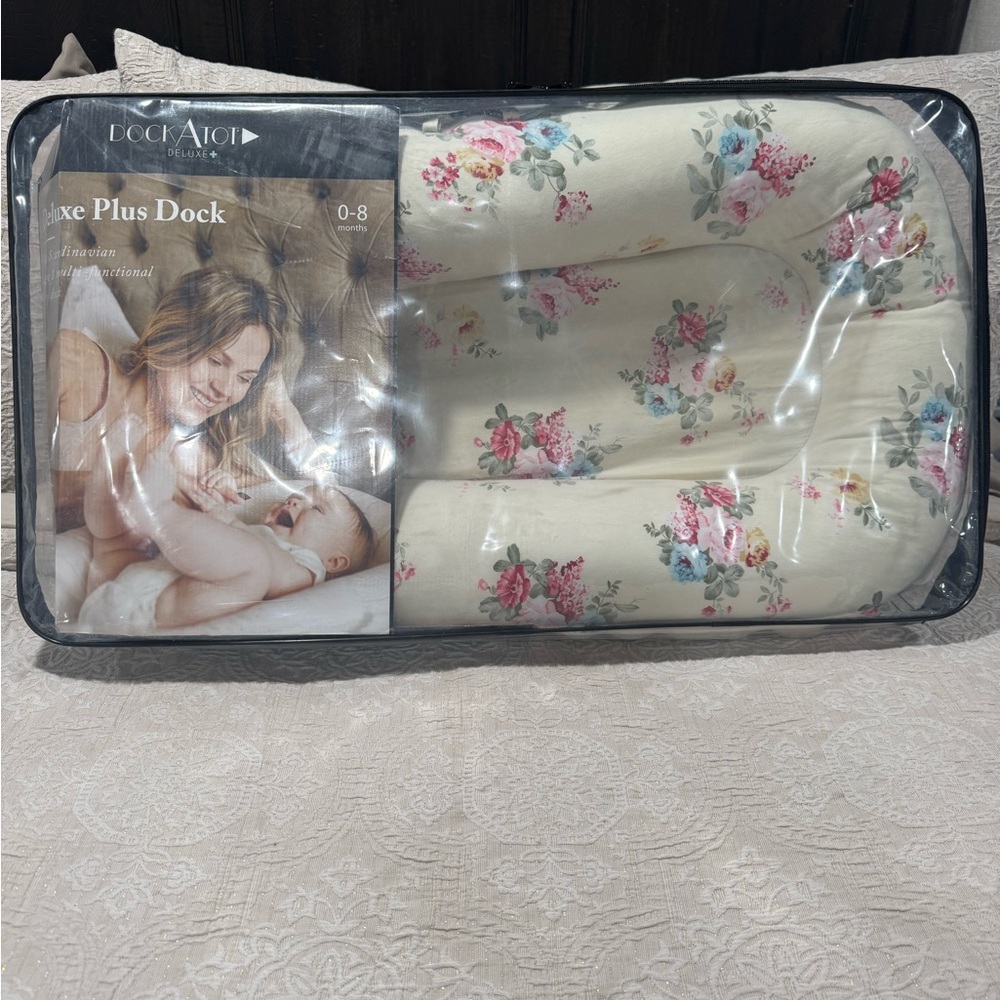 DockATot Floral Baby Dock - Cream